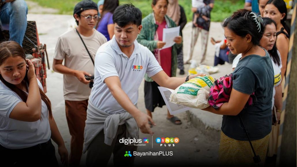 Residents of General Santos City receive donations from BingoPlus and the DigiPlus Foundation