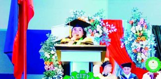 Wilma Delos Reyes, the first-ever summa cum laude graduate of Bacolod City College (BCC), delivered her valedictory address during the institution’s graduation rites at the SMX Convention Center on June 15. AKSYON DALE SALAZAR PHOTO