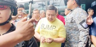 The Sandiganbayan on Tuesday ordered the 90-day preventive suspension of Sen. Jinggoy Estrada, who was charged with graft and plunder for supposedly receiving P573 million in kickbacks from budget allocations for flood control projects last year. JOHN ERIC MENDOZA, PHILIPPINE DAILY INQUIRER
