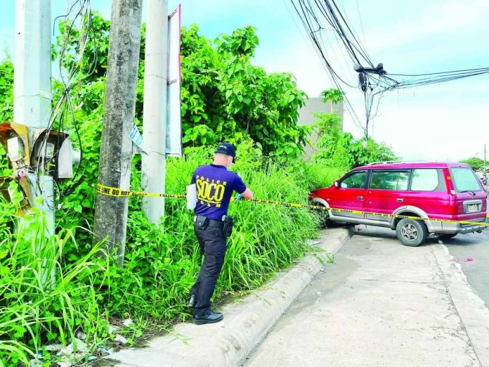 Scene of the Crime Operatives (SOCO) processed the area in Barangay Cagay, Roxas City, following the attempted assassination of radio broadcaster Jay "Papang Jay" Lavapiez on the morning of June 22. Police have launched an investigation to identify and apprehend the gunmen. BASKOG RADYO PHOTO