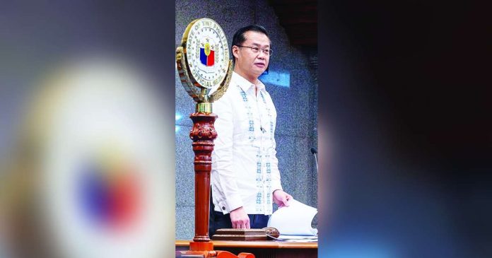 Senate tightens copy_superimposed “Ayon sa NBI intelligence merong banta na pwedeng mangyari sa Senado at kailangan po kami mag-adjust ng security efforts,” says Senate President Pro Tempore Sherwin Gatchalian. PHILIPPINE STAR/RYAN BALDEMOR
