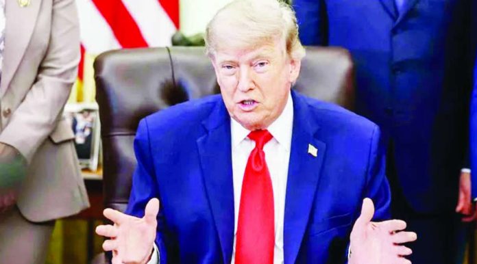 US_copy_compressed_resized United States President Donald Trump says he ordered the immediate removal of a naval blockade of Iranian ports and added that the Strait of Hormuz would be opened when the initial agreement is signed. JIM LO SCALZO/EPA/BLOOMBERG VIA GETTY IMAGES