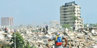 Hundreds of people in Venezuela are still feared to be trapped under the rubble. REUTERS