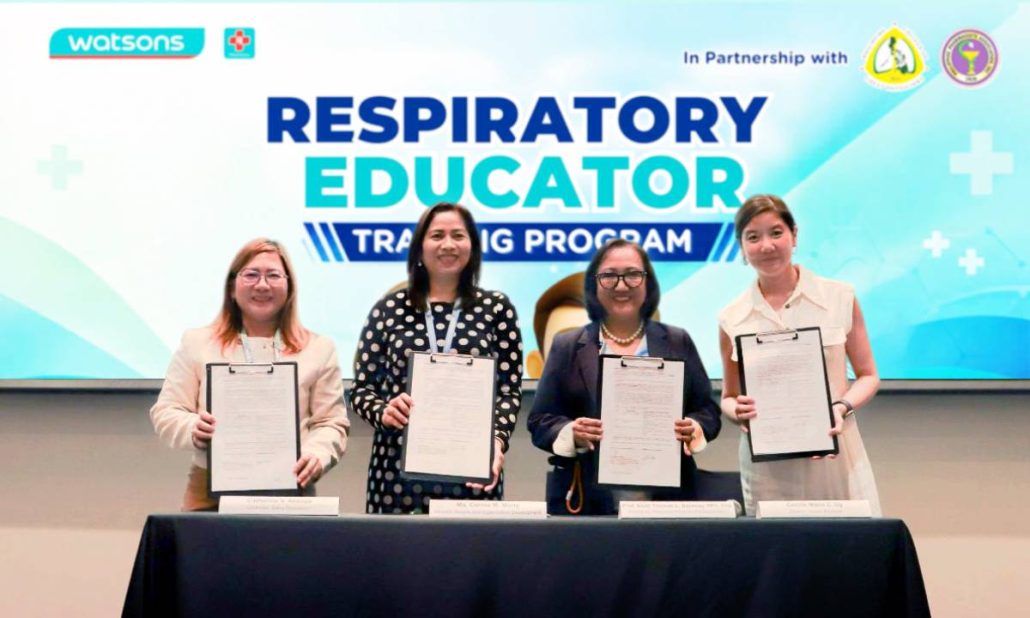 Watsons Philippines formalizes its partnership with the Philippine Pharmacists Association through the signing of a Memorandum of Agreement aimed at advancing respiratory care education and professional development for pharmacists nationwide. Present during the signing were (L–R) Catherine V. Atienza, Controller for Sales Operations of Watsons Philippines; Ma. Corina M. Marte, Director for People and Organization Development; Dean Aleth Therese L. Dacanay, PhD, President of Philippine Pharmacists Association; Cecille Marie C. Uy, Director for Health Business Unit of Watsons Philippines