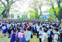 Thousands of learners pack the open grounds of Iloilo National High School on Luna St., La Paz, Iloilo City during the opening of School Year 2026-2027 on Monday, June 8. Following a magnitude 7.8 earthquake in Mindanao, the Department of Education Region 6 assured the public that comprehensive structural safety assessments were conducted by engineers and Disaster Risk Reduction and Management coordinators across the region's 2,841 public schools prior to the opening of classes. It added that learners and teachers are equipped with knowledge on what to do during earthquakes through regular participation in the Nationwide Simultaneous Earthquake Drill. AJ PALCULLO/PN