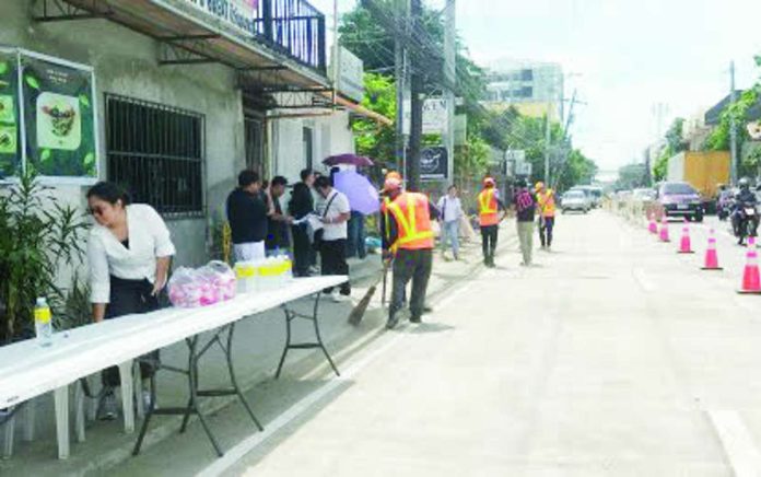 This is the newly completed road project in Barangay Timawa, Molo, Iloilo City. This project encountered several challenges during construction, including obstructions from existing Metro Pacific Iloilo Water lines, traffic congestion, and the process of securing road closure permits. PNA