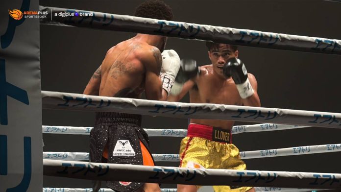 Kenneth Llover holds his own against a taller Michael Angeletti in their IBF bantamweight title eliminator in Japan.
