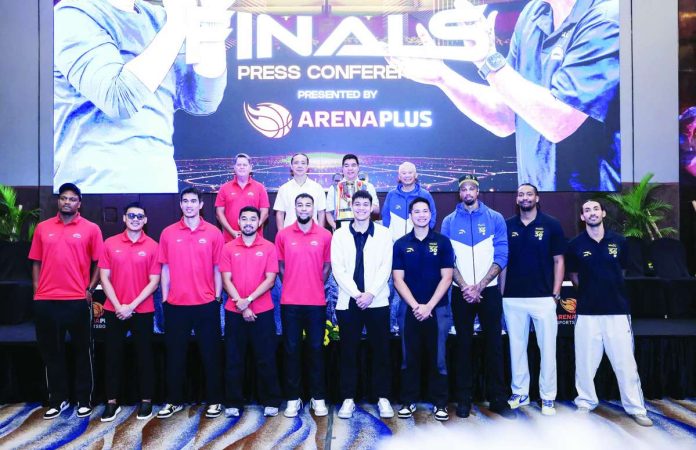 sports_Gineb_copy_compressed_resized Members of Barangay Ginebra San Miguel Kings and TNT Tropang 5G pose during the pre-Finals activities ahead of the PBA Season 50 Commissioner’s Cup championship series, which opens tonight at the Smart Araneta Coliseum. PBA PHOTO