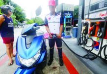 A rider refuels at a gas station in Paco, Manila on Monday, July 13, 2026. The Department of Energy assured that the country has enough supply of oil. PNA PHOTO BY YANCY LIM
