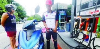 A rider refuels at a gas station in Paco, Manila on Monday, July 13, 2026. The Department of Energy assured that the country has enough supply of oil. PNA PHOTO BY YANCY LIM