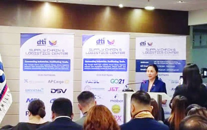DTI_logistics_copy_compressed_resized Trade Secretary Ma. Cristina Roque, during the ceremony for the launch of the third batch of partners for the Supply Chain and Logistics Center (SCLC) in Makati City on July 21, 2026 cited gains from the closer collaboration of the logistics stakeholders. PNA PHOTO BY JOANN SANTIAGO-VILLANUEVA