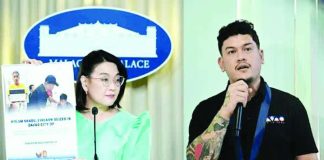 “Gusto ba nila na hindi kikilos ang gobyerno, hindi susundin ang sinasabi ng batas at hayaan na makaalpas at makaligtas ang mga naaakusahang gumagawa ng krimen laban sa bayan?” says Palace Press Officer Claire Castro (left), in answer to a claim aired by Davao City Mayor Sebastian “Baste” Duterte.