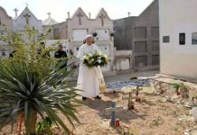 Pope to Europe: Do more for migrants Holding flowers at a cemetery in the island of Lampedusa in Italy, Pope Leo XIV prays at the graves of migrants who had died while making the journey from Africa to Italy. REUTERS