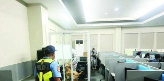 Personnel of the San Carlos City Police Station, together with the Philippine Coast Guard - San Carlos K9 Unit and the City Disaster Risk Reduction and Management Office, cleared the Empire One BPO in Barangay 2, San Carlos City, Negros Occidental after a bomb detection operation yielded negative result. PRO-NIR PHOTO