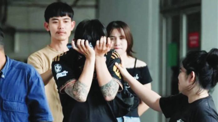 Thai people grieve over relatives who died in a fire that struck a bar in Bangkok, Thailand over the weekend. Footage posted online shows panicked customers screaming as they fled – some with their clothes on fire – through the flame-enveloped front door of Rong Beer Na Lat Phrao. BBC