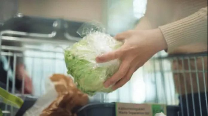 The cyclospora parasite linked to iceberg lettuce causes cyclosporiasis and leads to explosive diarrhea. There are multiple outbreaks in the United States. BBC