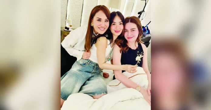 bea heart copy_compressed_superimposed (From left) Dr. Aivee Teo, Evangelista and Bea Alonzo. DR. AIVEE TEO/INSTAGRAM PHOTO