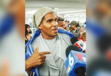 Cuban dissident goes into exile in US Luis Manuel Otero Alcántara speaks to journalists at Miami airport. AFP VIA GETTY IMAGES