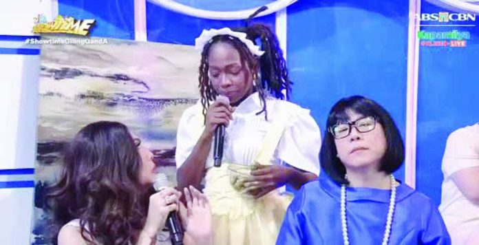 its_showtime_copy_compressed_resized “Memerimar” skit on “It’s Showtime” featuring Vice Ganda and Baby Dolls member Johaira. Screengrabbed from YouTube/ABS-CBN Entertainment