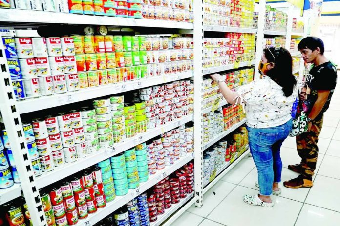 The rise in food and non-alcoholic beverage prices slowed to 5.2 percent in June this year from 5.7 percent in May, according to the Philippine Statistics Authority.