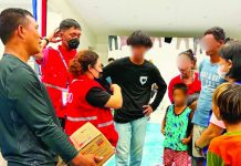 Badjao families trapped by ‘habagat’ floods saved; DSWD rushes aid The Department of Social Welfare and Development - Region 6’s Quick Response Team provided family food packs and sleeping kits to the rescued Badjaos Miag-ao, Iloilo. They also offered psychosocial support services to address the emotional needs of the displaced families. DSWD WESTERN VISAYAS