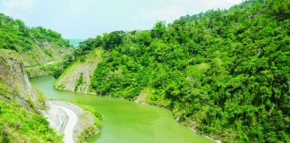 The reservoir of the Jalaur River Multipurpose Project Stage II (JRMP II) in Calinog, Iloilo is full of promise as the National Irrigation Administration explores a government-to-government partnership for the project's bulk water component. Once operational, the mega dam is expected to supply about 86 million liters of potable water daily, while also providing irrigation to more than 31,000 hectares of farmland in Iloilo. PIA Western Visayas