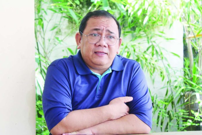 Reverend Father Angelo Colada, spokesperson and director of the Archdiocese of Jaro’s Social Communications Office, says confession should not be mistaken for counseling, noting that many young people visit confessionals not to seek absolution but someone who can genuinely listen to their struggles. To address this need, Fr. Colada invites those who wish to avail themselves of counseling to inquire at the Jaro Cathedral office. NELJOY N. GALIGAO, AJ PALCULLO/PN