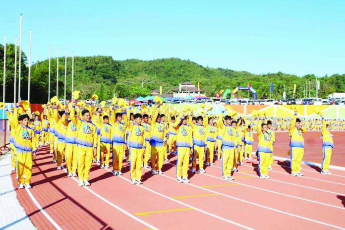 The Department of Education in Western Visayas is reinforcing stricter safety protocols, continuous coach supervision, and closer coordination with local government units to protect learners during sports competitions and training. Photo shows the student-athlete delegation from the Province of Capiz in the recent Western Visayas Regional Athletic Association Meet. AL PALCULLO/PN
