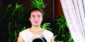 HOMECOMING HONOR. Philippine tennis star Alexandra Eala delivers her speech during the homecoming dinner hosted by President Ferdinand Marcos Jr. at Malacañang Palace in recognition of her historic Wimbledon campaign, where she became the first Filipina to reach the tournament's fourth round. PCO