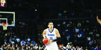 Mike Phillips once again stepped up in rebounding for Gilas Pilipinas. FIBA PHOTO