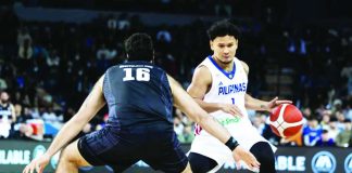 Juan Gomez de Liaño scores one of his game-high 23 points for Gilas Pilipinas during the Filipinos' heartbreaking 106-102 double-overtime loss to New Zealand in the FIBA Basketball World Cup 2027 Asian Qualifiers at Spark Arena in Auckland. FIBA PHOTO
