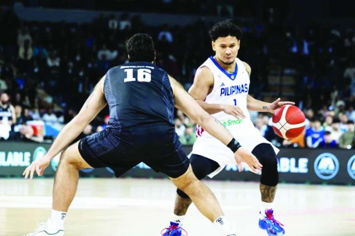 sports_Gilas_copy_compressed_resized Juan Gomez de Liaño scores one of his game-high 23 points for Gilas Pilipinas during the Filipinos' heartbreaking 106-102 double-overtime loss to New Zealand in the FIBA Basketball World Cup 2027 Asian Qualifiers at Spark Arena in Auckland. FIBA PHOTO