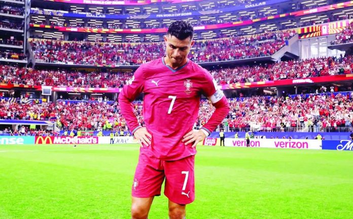 sports_Spain_compressed_resized Cristiano Ronaldo reacts emotionally after Portugal’s heartbreaking 1-0 loss to Spain in the FIFA World Cup Round of 16, a defeat that has cast uncertainty over the legendary forward’s international future. PHOTO COURTESY OF FABRIZIO ROMANO