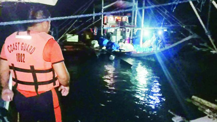 Antique_coast_guard_compressed_resized Personnel of the Coast Guard Sub-Station Culasi rescued eight crew members aboard the fishing banca "Taga Bukid" after it capsized about 5.7 nautical miles off the waters of Culasi, Antique, late on August 4. All eight occupants were rescued unharmed and the vessel was safely towed to the shoreline of Barangay Lipata. COAST GUARD STATION ANTIQUE PHOTO