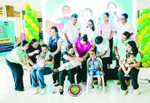 Over 8,900 Guimaras children vaccinated in measles-rubella drive Children in Guimaras received measles-rubella (MR) vaccines under the Ligtas Tipdas MR-SIA 2026 campaign. As of August 25, a total of 8,995 children had been vaccinated, or 54.1 percent of the province’s target population of 16,637. Health authorities are urging parents and caregivers to have eligible children vaccinated before the campaign ends on August 28. PIA PHOTO