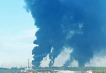 Ukraine hits two oil refineries deep in Russian territory Huge plumes of smoke seen rise in the skies from the site where the Slavneft-Yanos oil refinery in Russia is located. TELEGRAM/CRIMEANWIND