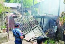 Fire razes two houses in President Roxas Officers of the President Roxas Municipal Police Station responds to the scene of a fire that destroyed a two-story house and damaged an adjacent home in Sitio Dupaks, Barangay Poblacion, President Roxas, Capiz, on Wednesday afternoon, August 19, 2026. PHOTO COURTESY OF DYVR RMN ROXAS 657 KHZ/FACEBOOK