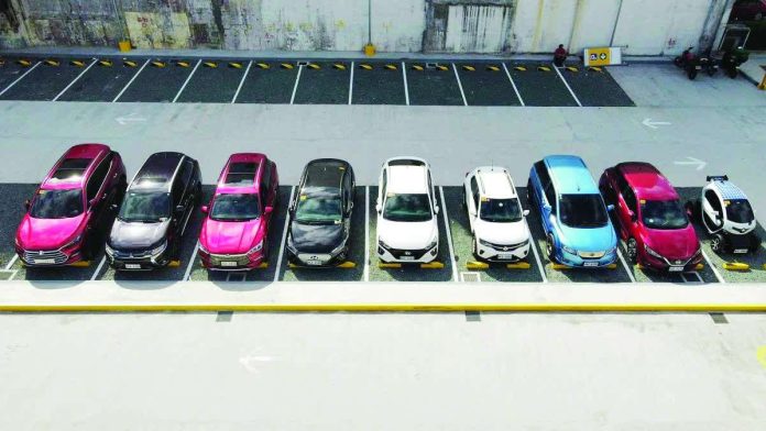 evehicles_copy_compressed_resized Executive Order No. 121, which provides fiscal incentives for the local manufacture of hybrid and battery electric passenger cars, commercial vehicles, and their parts and components, is “a major step toward developing a globally competitive electric vehicle manufacturing industry in the Philippines.” ELECTRIC VEHICLE ASSOCIATION OF THE PHILIPPINES PHOTO