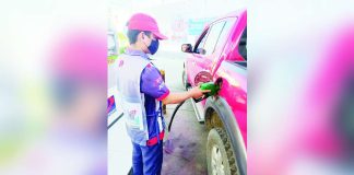 Gasoline prices will be slashed by P4.70 per liter across all grades, diesel prices will be reduced by P4.30 per liter, and kerosene prices will drop by P4.88 per liter beginning today, August 11, 2026. PN FILE PHOTO