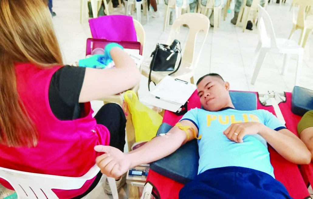 “First year college pa lang ako naga-donate na ako,” says Patrolman Jaykurt Cancional of the Tubungan, Iloilo Municipal Police Station.