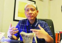 Commission on Elections - Region 6 director Atty. Dennis Ausan says election offices in Western Visayas remain in “election mode,” with preparations proceeding according to the existing electoral calendar. “Wala kami gapanumdom resetting or postponement subong... full swing ang amon preparations,” says Ausan.