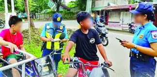 ‘SAGIP BATA’. Police officers talk to young motorcycle riders during an Oplan Sagip Bata operation in Western Visayas. The Police Regional Office 6 said the weekend road safety campaign has intercepted and safeguarded 1,312 minors since July, with authorities focusing on underage and illegal driving, road safety violations, and enforcement of curfew ordinances. PRO-6