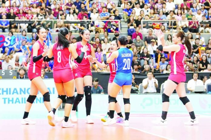 HISTORY MADE. Alas Pilipinas Women celebrate their first-ever silver-medal finish in the SEA V. Cup Women’s Division after beating Indonesia in four sets in Chiang Mai, Thailand. SAVA