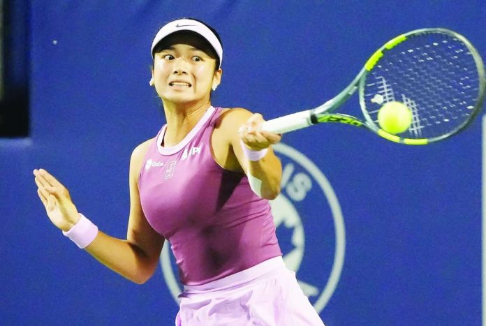 Alexandra Eala returns a shot against Alycia Parks during their second-round match in the National Bank Open at Sobeys Stadium in Toronto. PHOTO BY JOHN E. SOKOLOWSKI/REUTERS