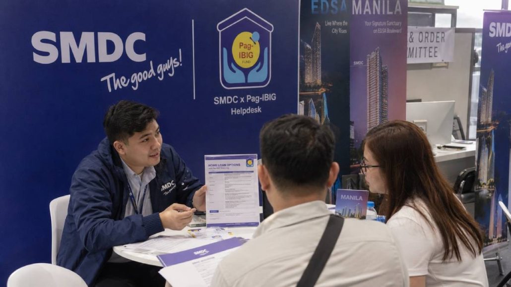 GUIDANCE WITHIN REACH. Through the SMDC x Pag-IBIG Helpdesk, prospective homebuyers can learn about eligible SMDC properties, receive practical guidance on financing options and requirements, and get assistance with their Pag-IBIG housing loan applications.