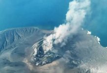 Volcano eruption leaves 150,000 passengers stranded in Indonesia Anak Krakatau's latest eruption has cancelled flights and forced some schools to halt activities. EPA