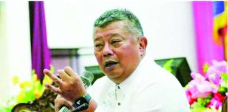 Ombudsman Jesus Crispin Remulla has raised concerns about alleged corruption in the judiciary amid controversies surrounding court proceedings connected to irregularities in flood control projects.