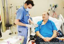 Transplanted pig kidney works in US man’s body for record 271 days Patient Tim Andrews preparing for surgery in January 2025. KATE FLOCK/MASSACHUSETTS GENERAL HOSPITAL
