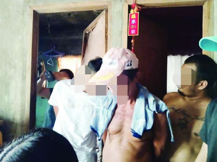 drug_den1_compressed_resized Authorities apprehended three suspects and seized 11 plastic sachets of suspected shabu following a buy-bust operation at an alleged drug den in Barangay Tanque, Roxas City on Tuesday, Sept. 15, 2026. PHOTO COURTESY OF DYVR RMN ROXAS 657 KHZ/FACEBOOK