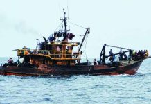 A fishing vessel allegedly engaged in illegal Danish seine fishing, locally known as “hulbot-hulbot”, was intercepted by authorities during a seaborne patrol off Barangay Asluman in Carles, Iloilo. The boat captain and two crewmen were apprehended after the vessel allegedly attempted to flee, while 20 other crew members were later released. ILOILO PROVINCIAL BANTAY DAGAT TASK FORCE  VIA PROVINCIAL ADMINISTRATOR RAUL BANIAS